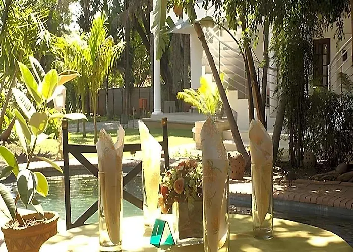 Motsamai Guest Lodge