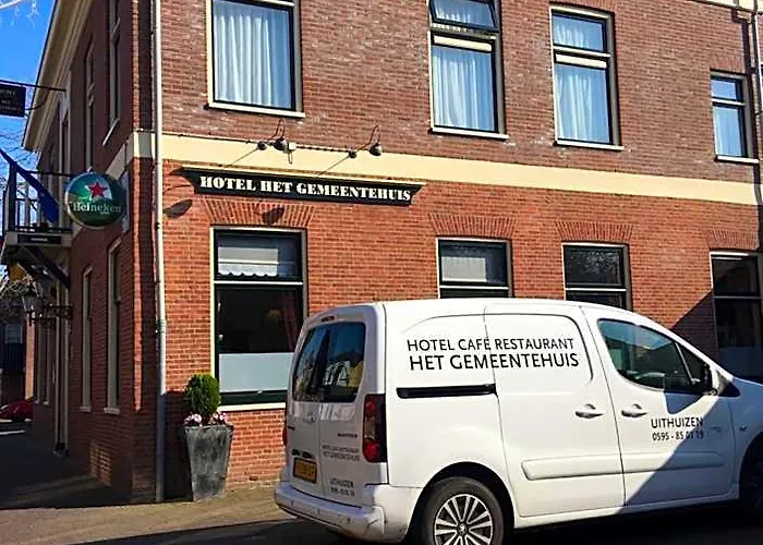 Hotel het Gemeentehuis Uithuizen