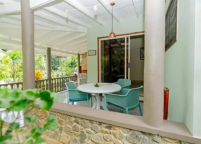 Romance Bungalows