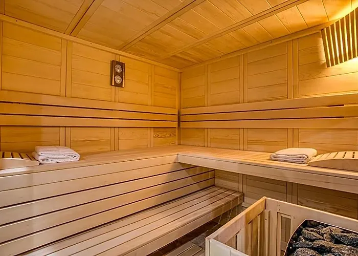 Domaine De Monrecour - Hotel & Restaurant - Proche De Sarlat