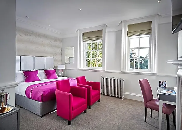 Barnett Hill Hotel