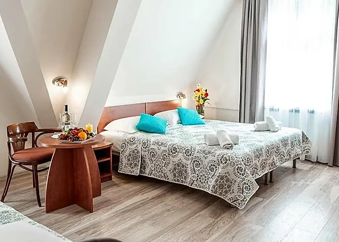 Hotel Cis