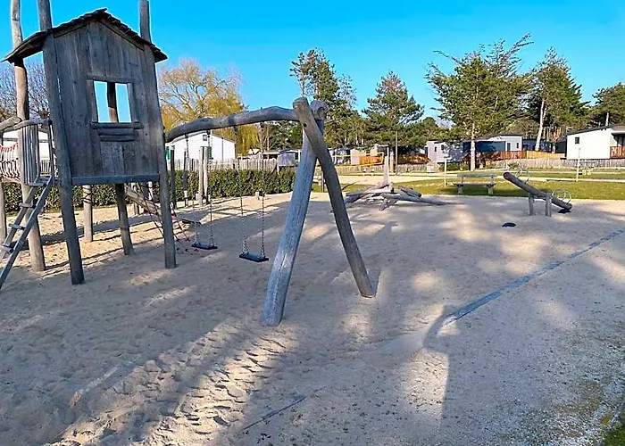 Le Chalet De Patou A L'Edune 6 Personnes Residence De Vacances Location Wifi Inclus Piscine Couverte Chauffee A 150M De La Plage