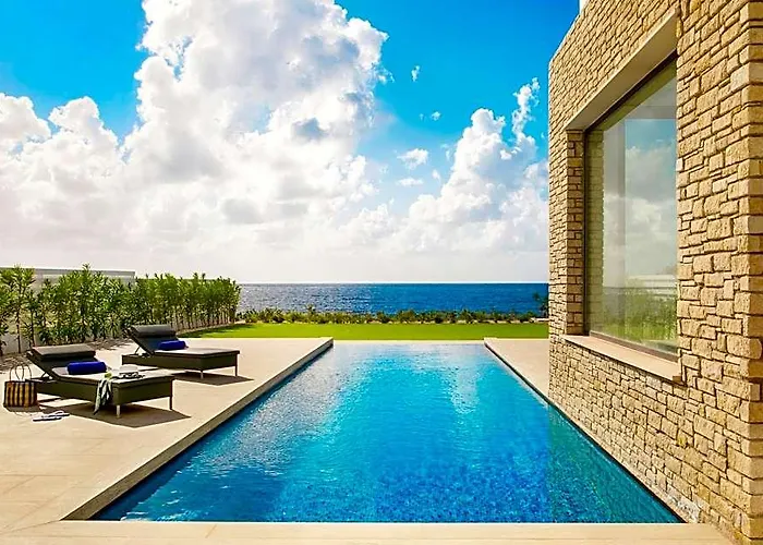 Cap St Georges Villas