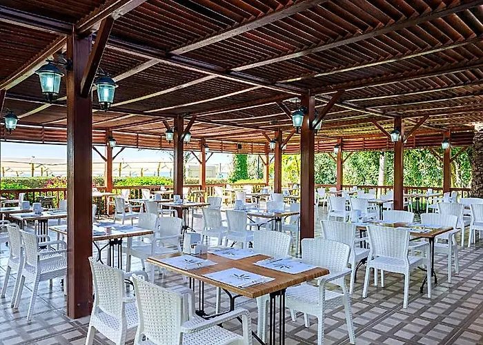 Aydinbey Famous Resort