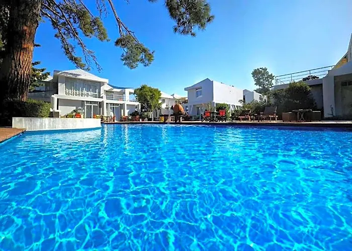 Loriet Hotel
