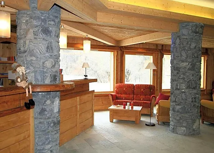 Residence Lagrange Vacances Le Hameau Du Rocher Blanc