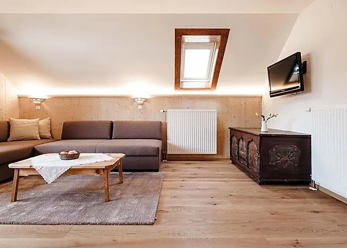 Naturel Hoteldorf Schoenleitn