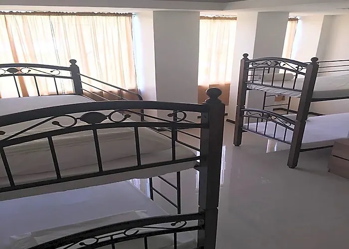 Oyo 921 Sorrento Hotel And Resort