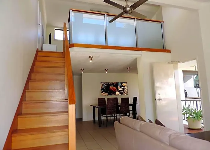 Noosa Boutique Apartments & Elkhorn Villas
