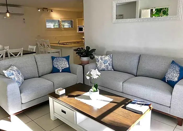 Noosa Boutique Apartments & Elkhorn Villas