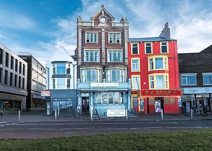 The Royal Bar & Shaker