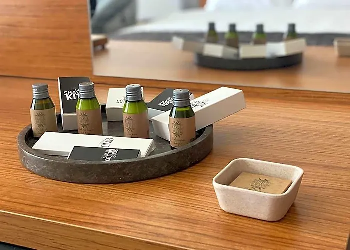 B&B Cabana Life