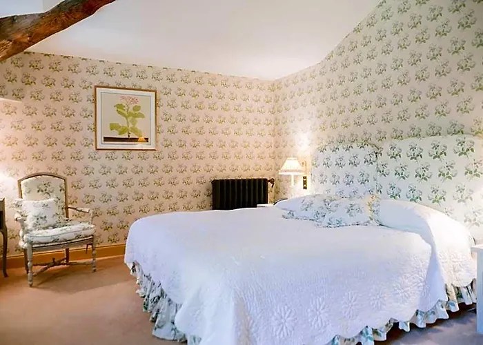 Chateau De Varenne