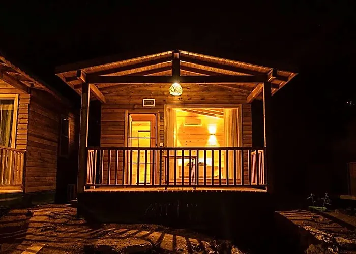 Goat Bungalow And Camping