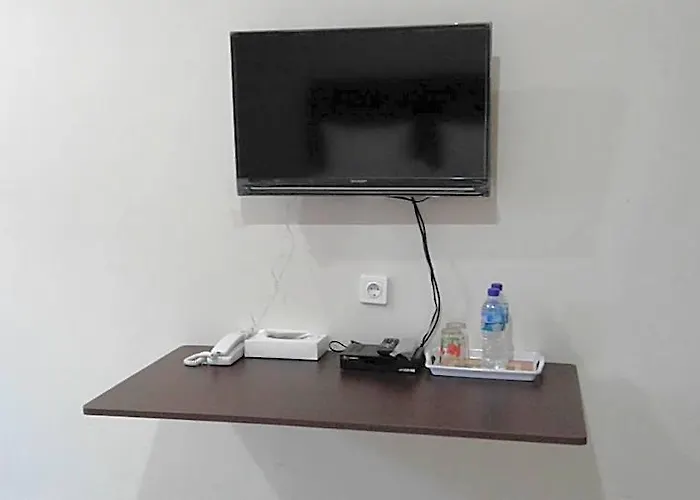 Victory Hotel