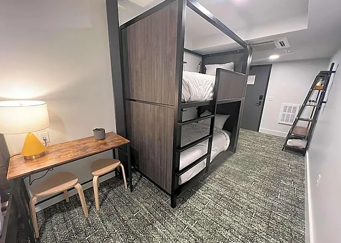 The Block Hotel & Commons