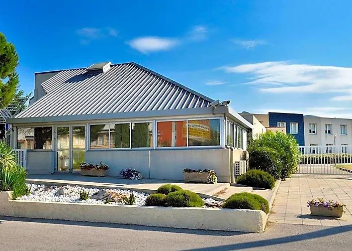 Ibis Budget Aubagne Paluds Agora