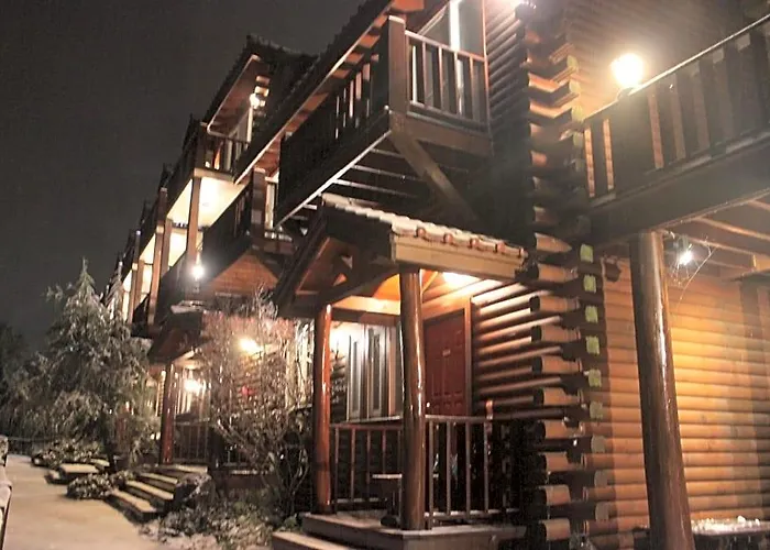 Ailiga Travel Villa