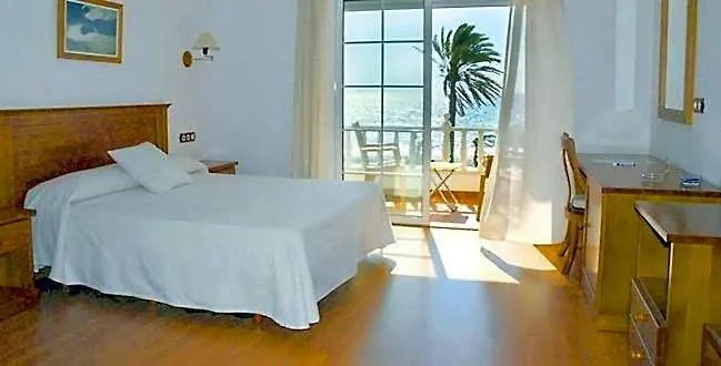Hotel Donde Caparros