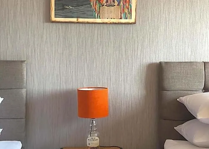 Sinclair Bay Apartments