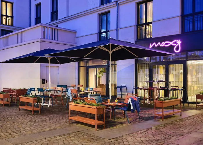 Moxy Paris Clamart