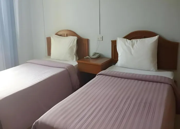 Ritzy House Hotel