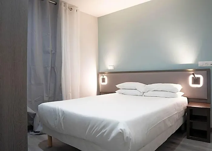 Aero Hotel