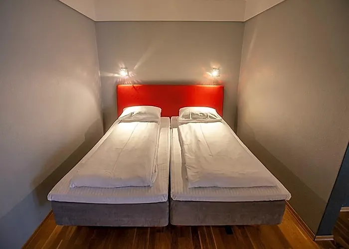 F2 Hotel