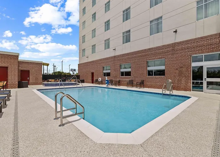 Drury Plaza Hotel Mobile