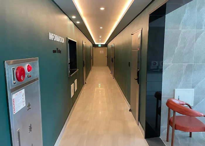 Y2 Stay Hotel