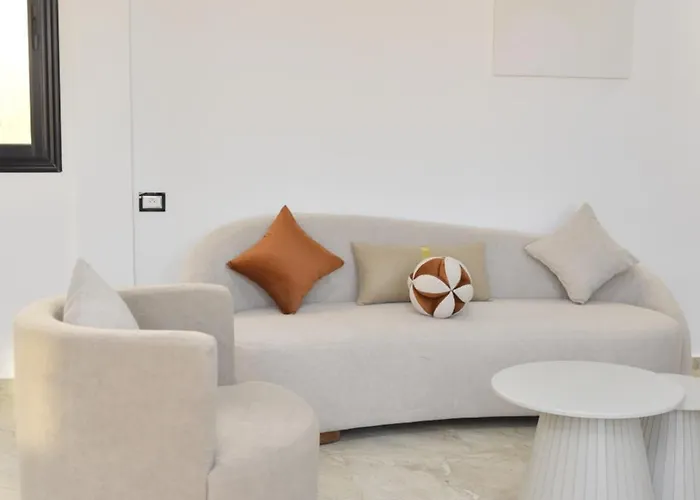 Impavid Hotel