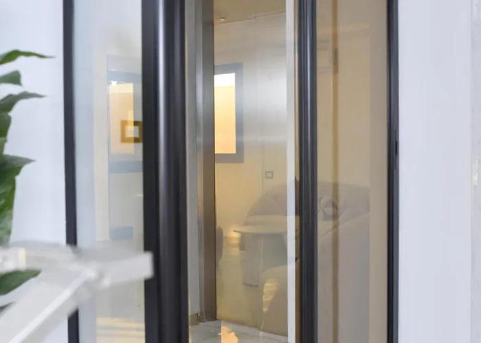 Impavid Hotel
