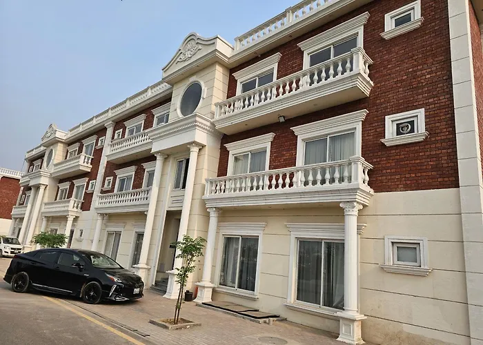 Hilton suit 2BHK apartment garden view