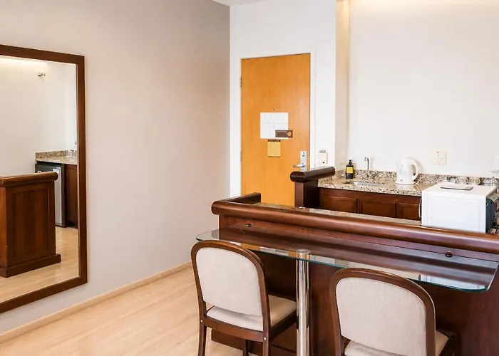 Hotel Prinz - Suite Hoteleira Com Sauna & Garagem
