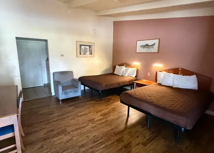 Oroville Value Suites