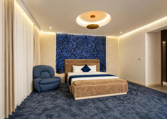 Twelve Hotel