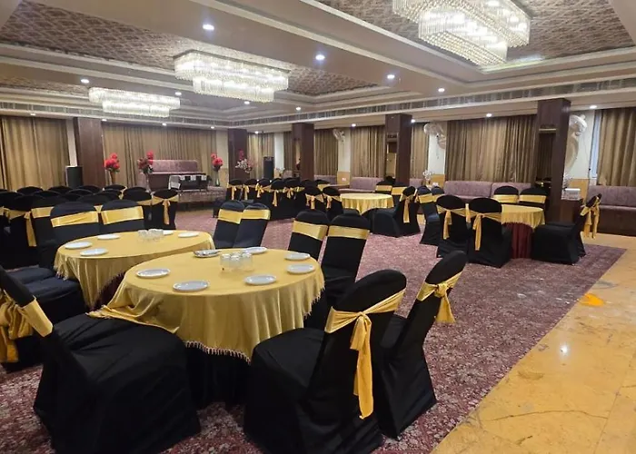 New Chanakya Hotel Bar & Restaurant