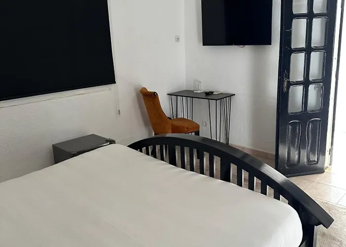 Blue House Hotel