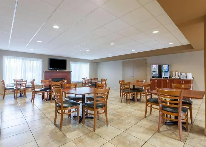 Super 8 By Wyndham Abbotsford Bc