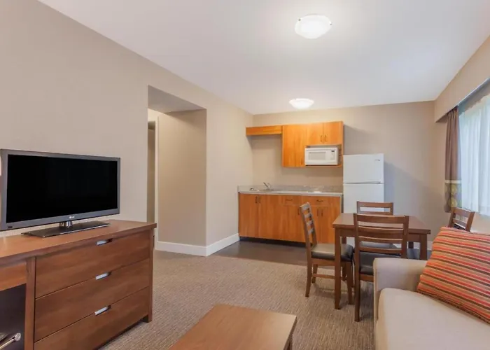 Super 8 By Wyndham Abbotsford Bc