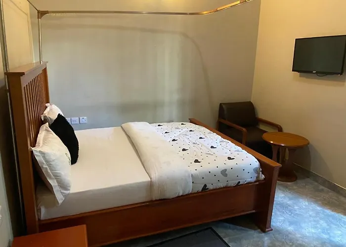 Echa Luxury Villa Hotel