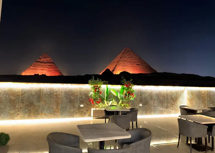 Comfort Pyramids Inn