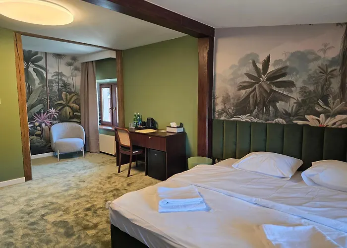 Hotel I Restauracja Palacyk Tyrolski