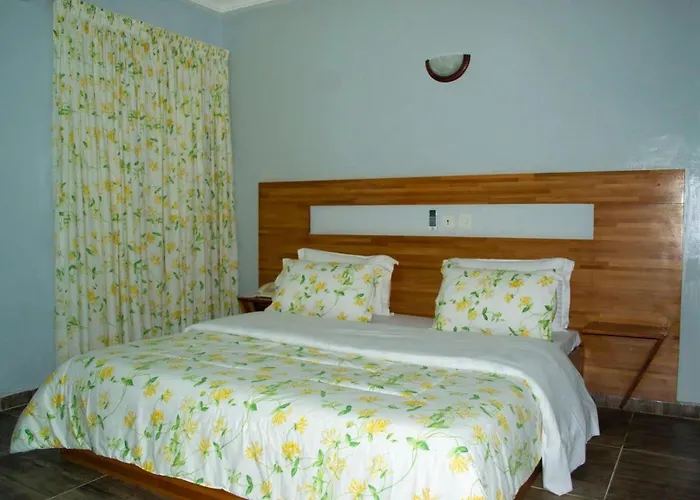 Hôtel LEWI 1 Bouaké