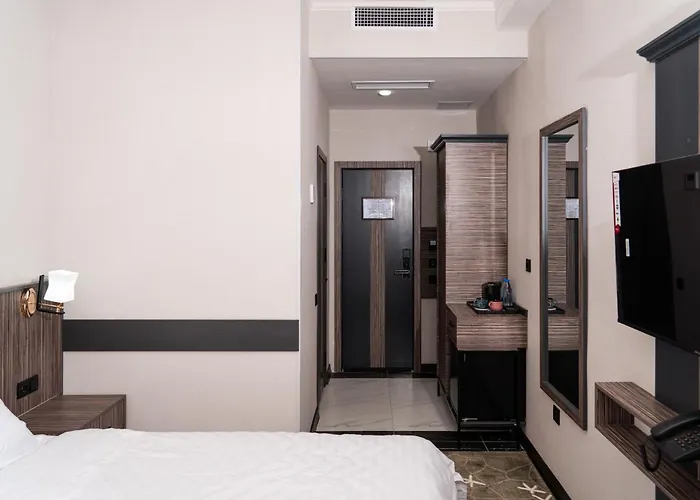Gulshan Hotel
