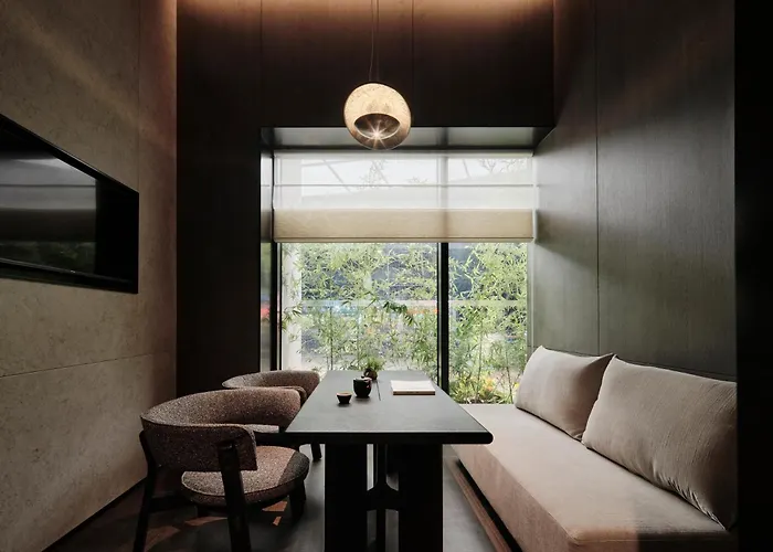 Shantou Railway Station Huangshan Road Atour Hotel