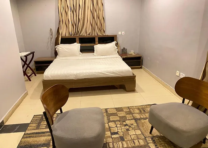 Peach City Hotel