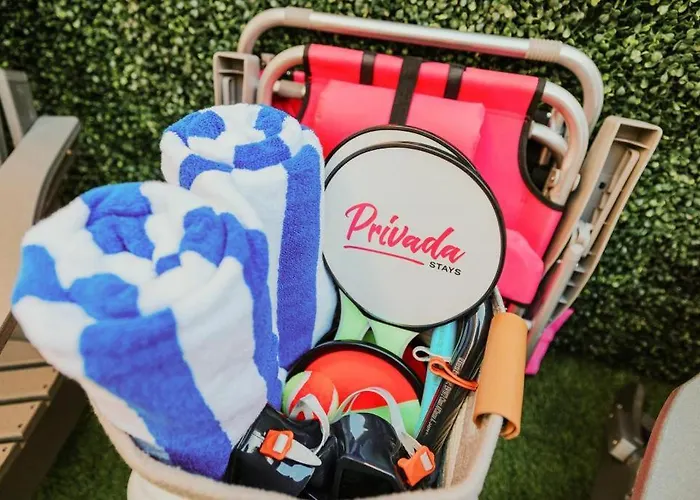 Privada Stays - Private Pools&Colorful-Chic Boutique Hotel