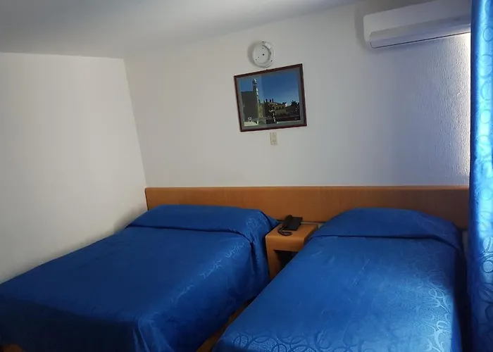 Oviedo Hotel R